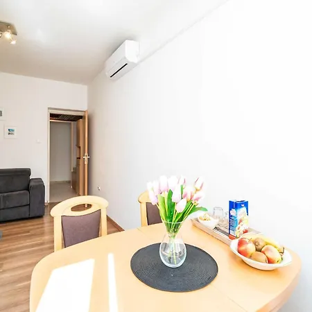 Joky - One-bedroom